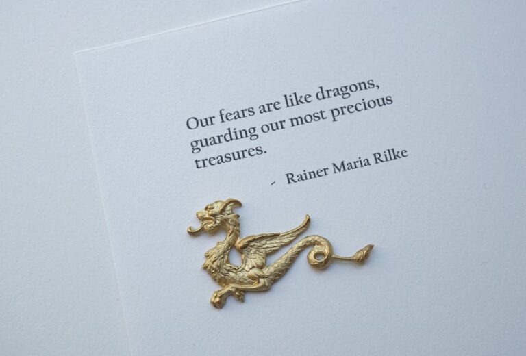 Understanding Dovetail Meaning And How It Perfectly Connects